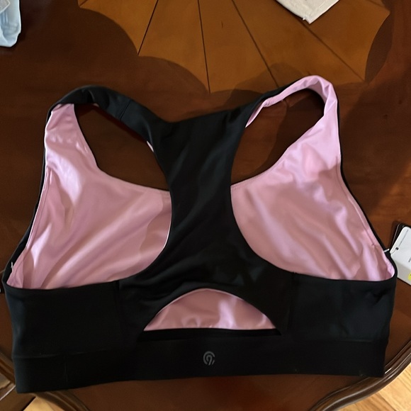 Champion Sports bra, NEW medium support - Picture 6 of 6